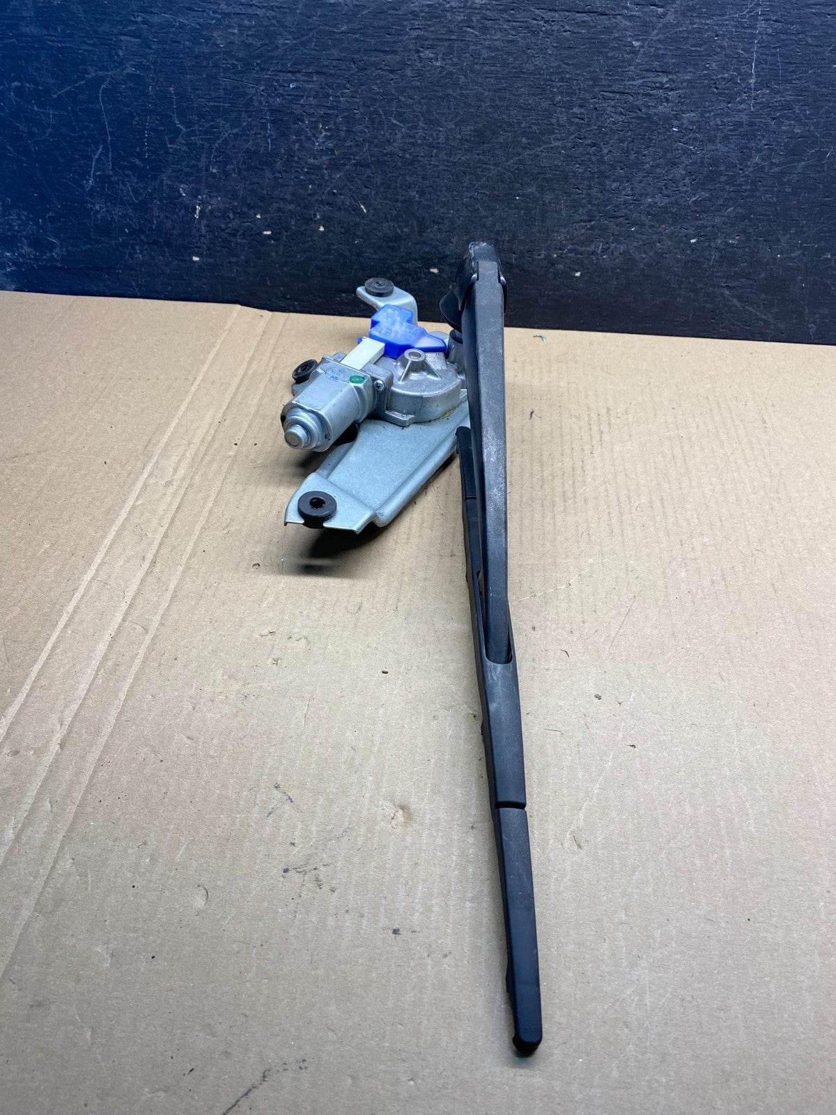 2018 to 2023 Subaru XV Crosstrek Rear Wiper Motor AG35392