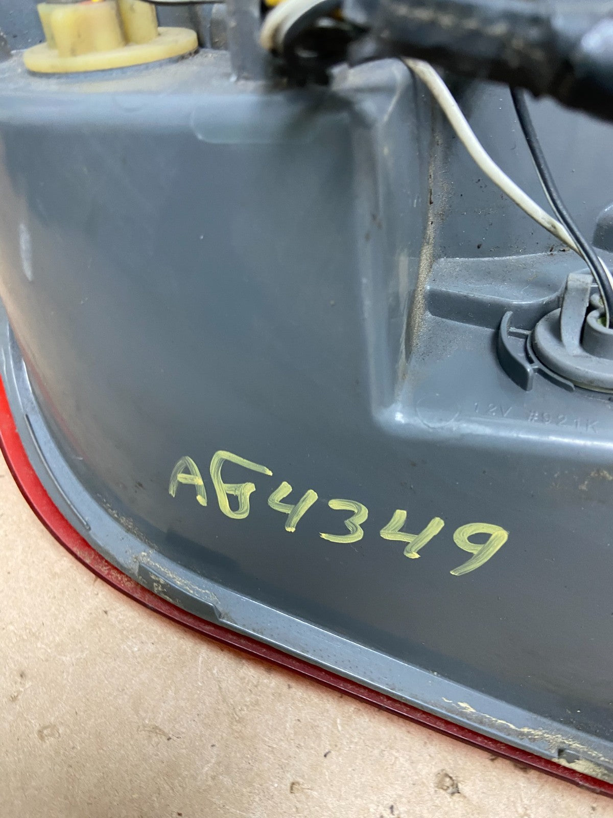 2011 2012 2013 2014 Chevrolet Cruze Right Passinger RH Side Tail Light AG43496