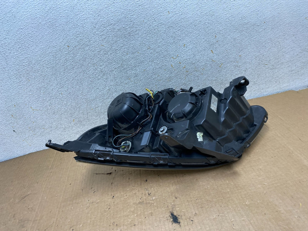2010 - 2015 Chevrolet Equinox Halogen Headlight Right Passenger Side AI8920 DW5