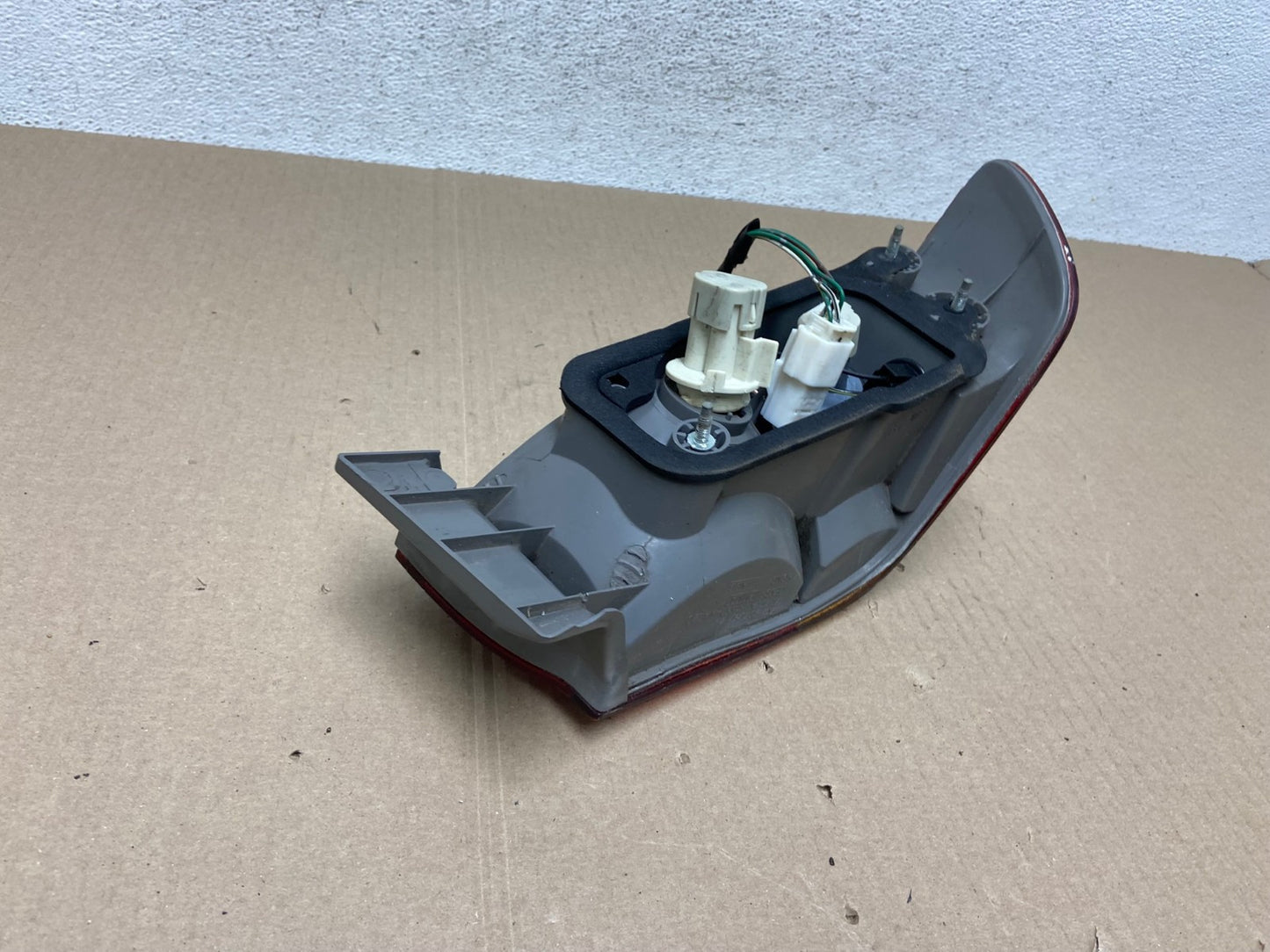 1997 1998 1999 Toyota Camry Tail Light Right Passenger Rh Side AE6933 LK4