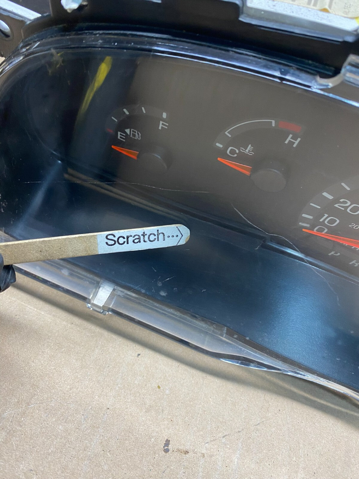 2001 - 2002 Ford Econoline E250 E350 Van Speedometer Instrument Cluster J9646 PS1