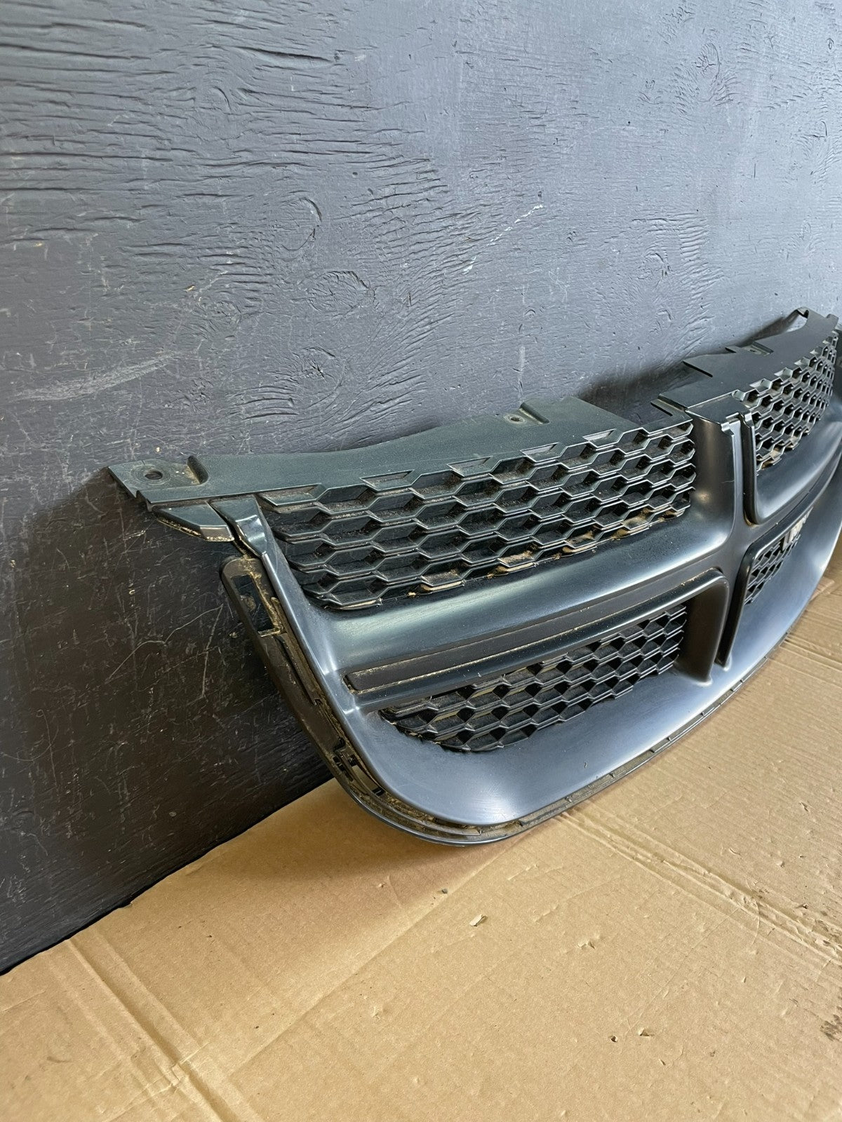 2011 to 2020 Dodge Grand Caravan Front Upper Grill Grille AC5438 DG2