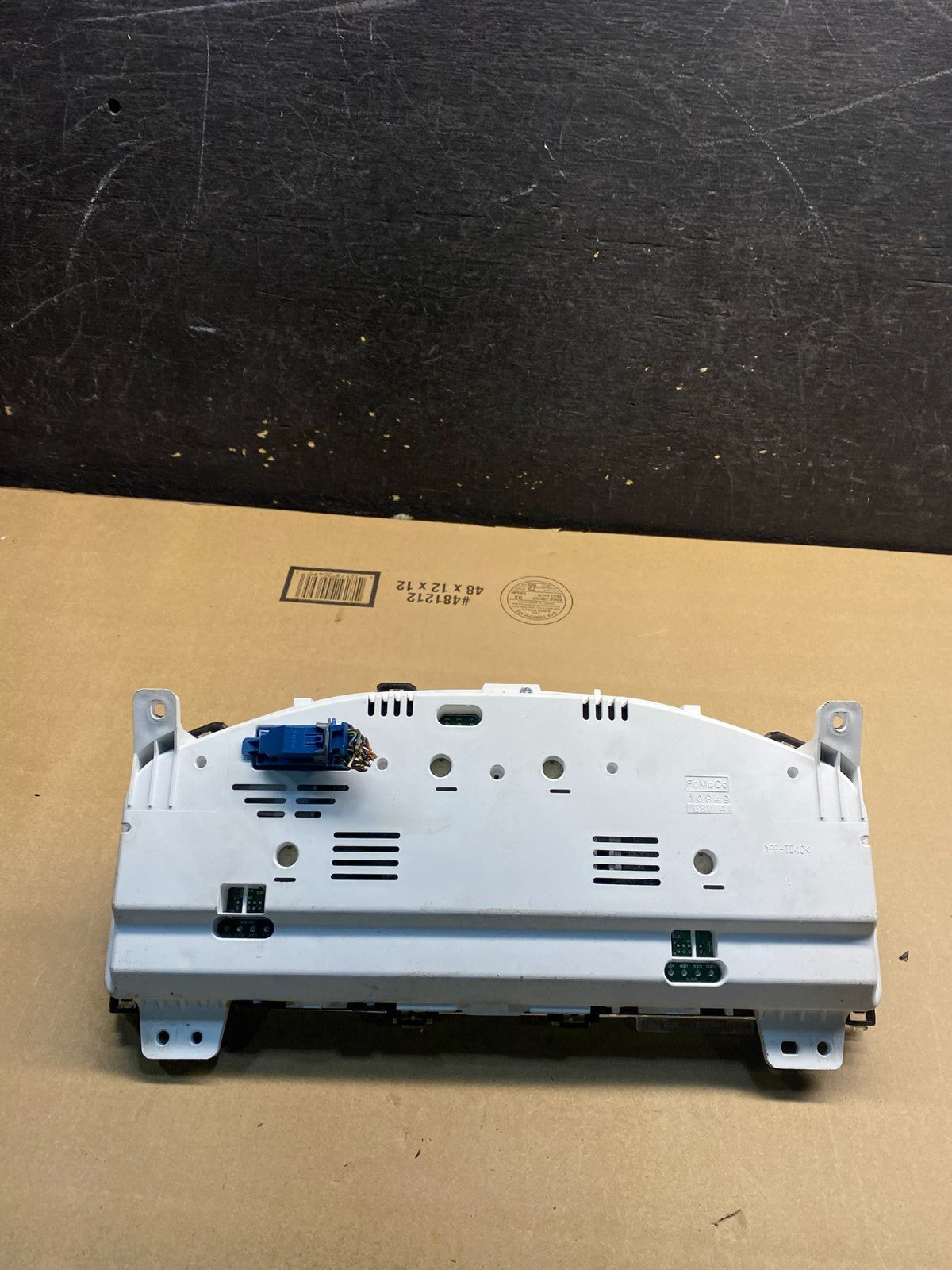 2008 - 2010 Ford Edge Gauge Speedometer Cluster OEM W4078 DG5