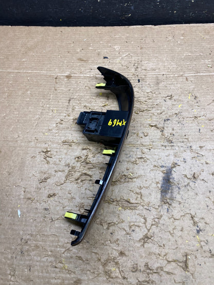 2004 to 2010 Toyota Sienna Switch Key Light Indicator Bezel Trim OEM X1469 DG3