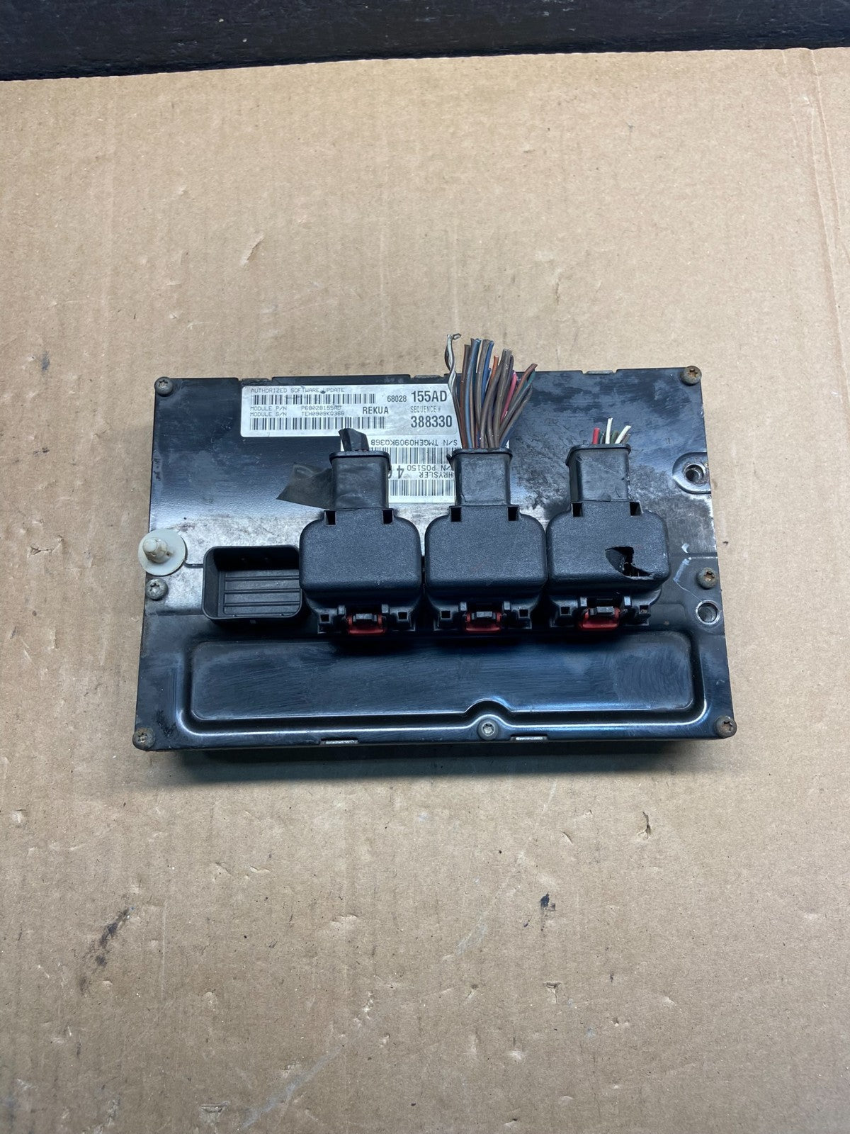 2009 to 2010 Jeep Grand Cherokee Computer Engine Control p68028155ad AG1470 DW0