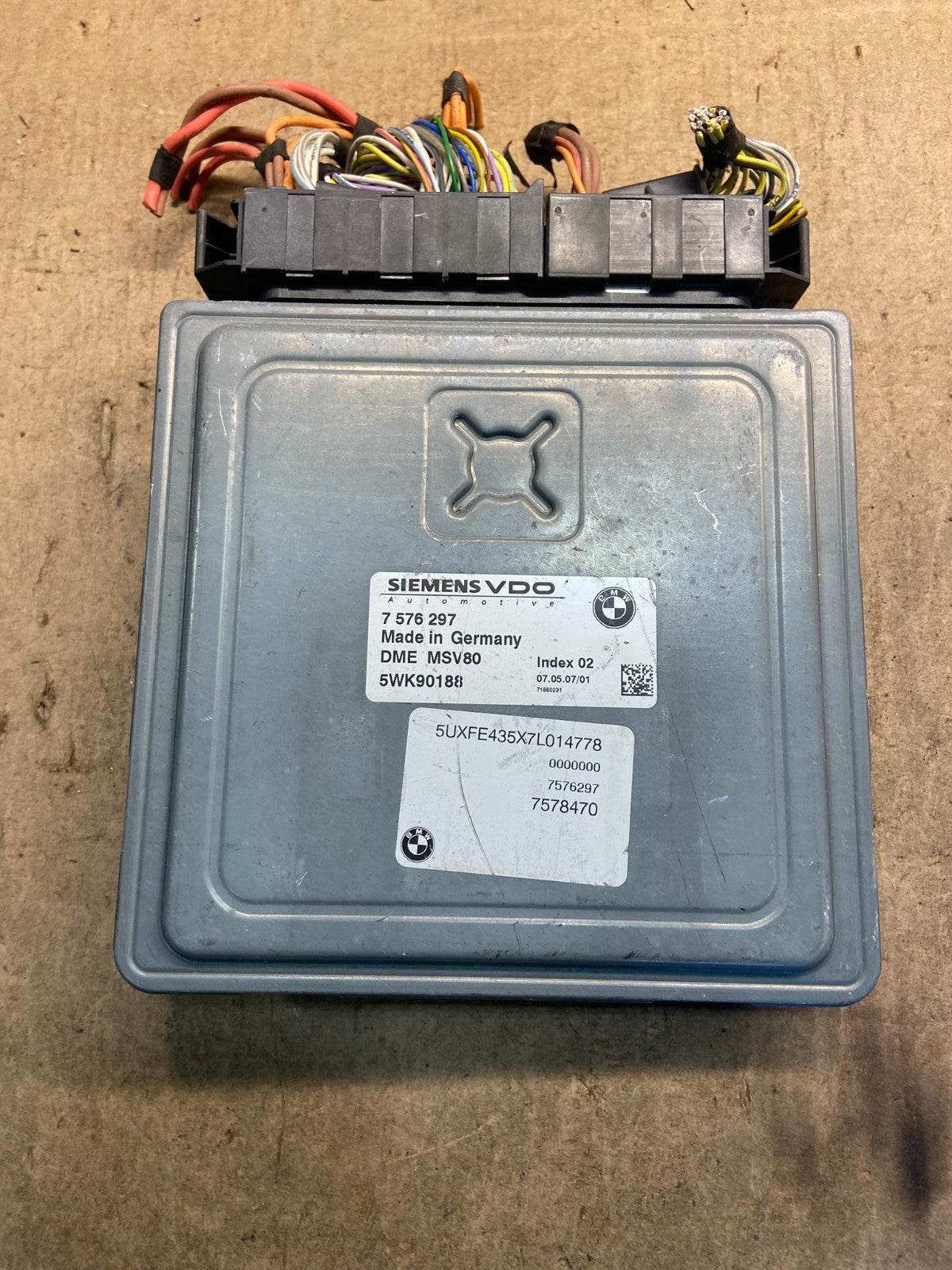 2007 - 2011 BMW 328i 528i E90 ECM ECU Engine Computer 7576297 Z8634 DG0