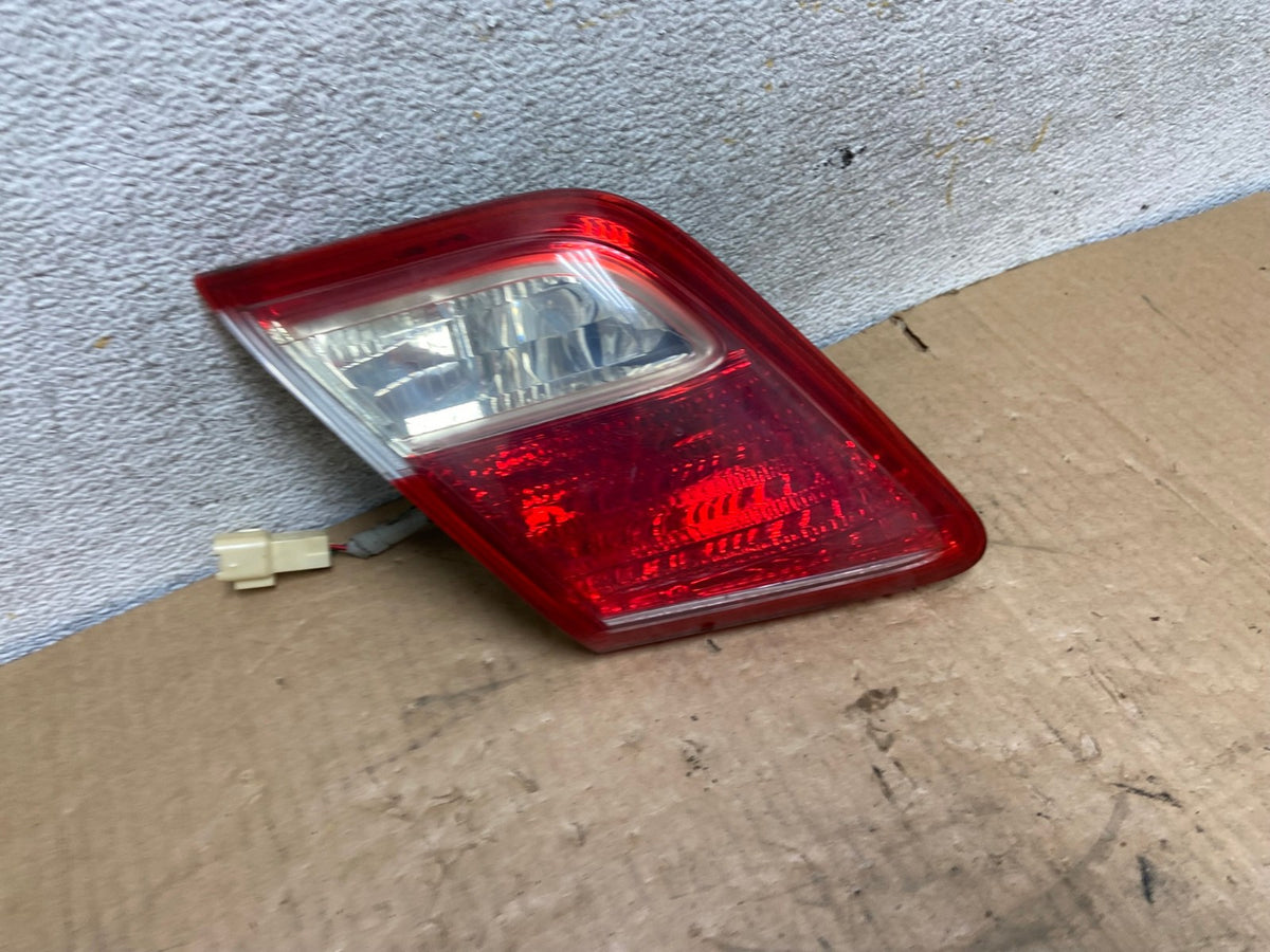 2007 2008 2009 Toyota Camry Left Driver Tail Light Trunk Lid Inner AI8076 LK2