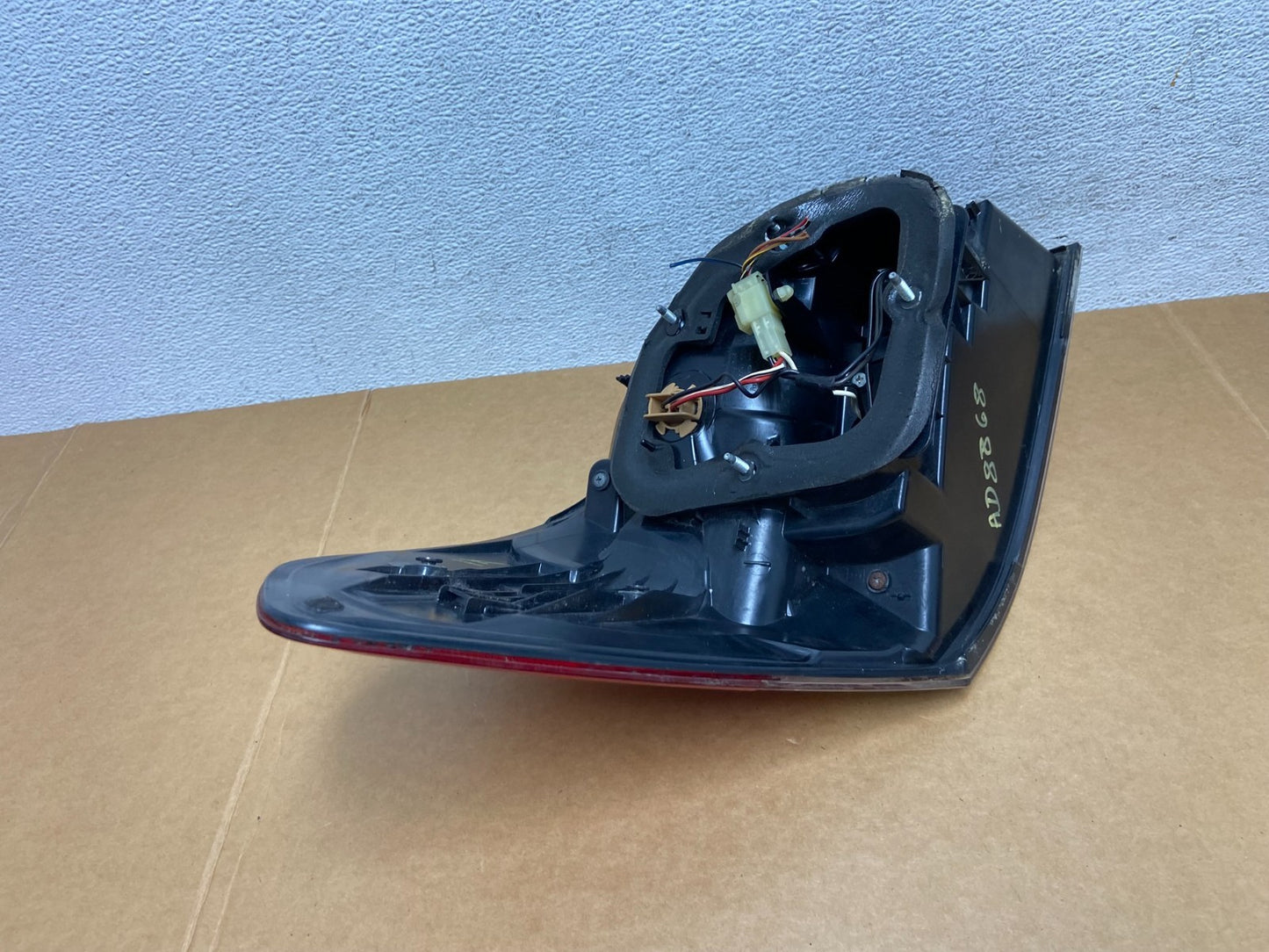 2010 to 2014 Subaru Legacy Right Passenger Rh Side Tail Light AD8868 DW6
