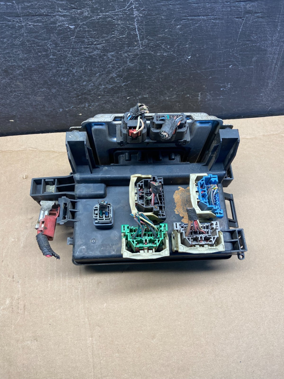 2005 Chrysler 300 Charger Totally Integrated Module Fuse Box af9258 DG0