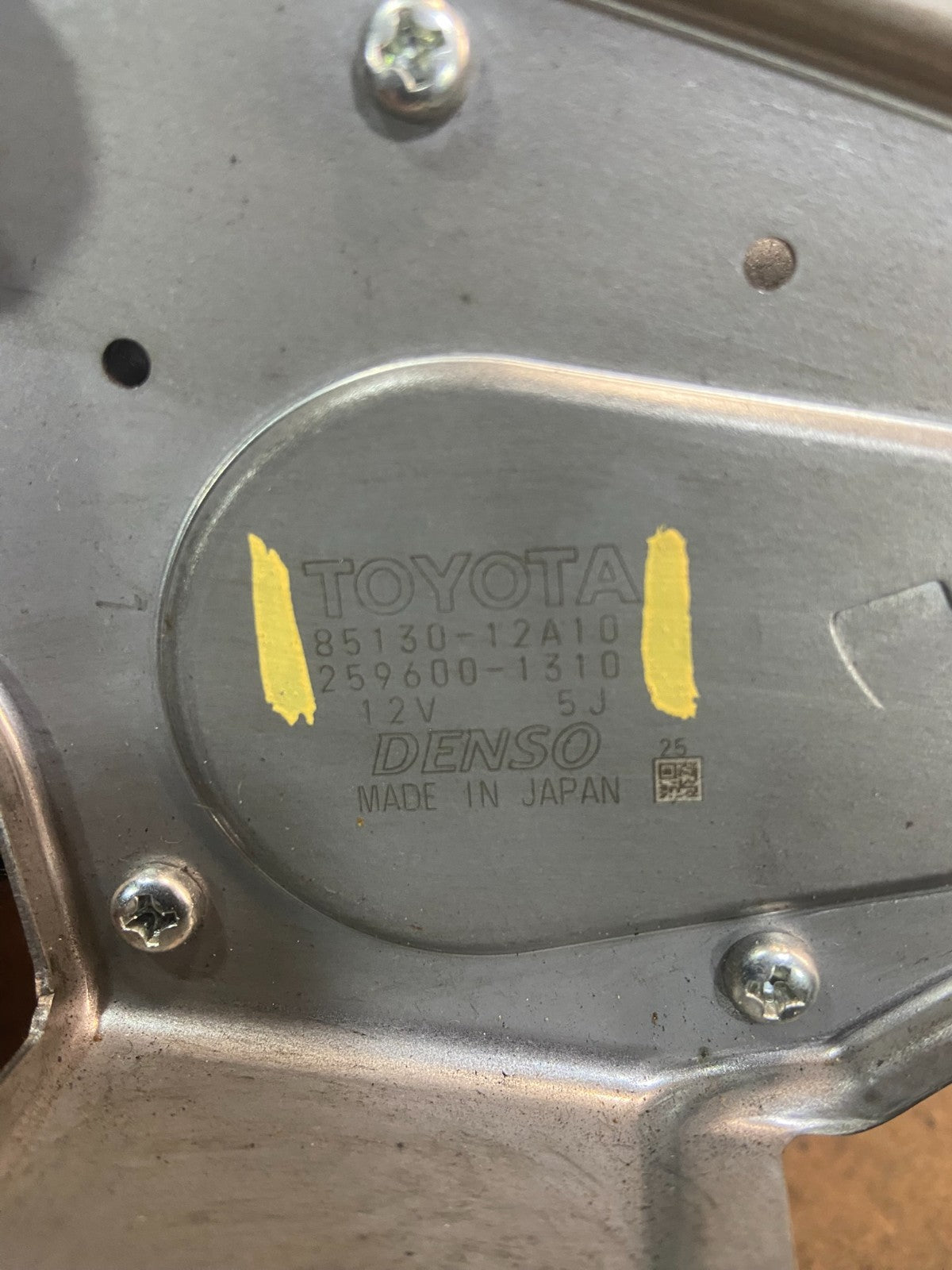 2008 to 2015 Scion xB Rear Wiper Motor OEM Y3735 DG6