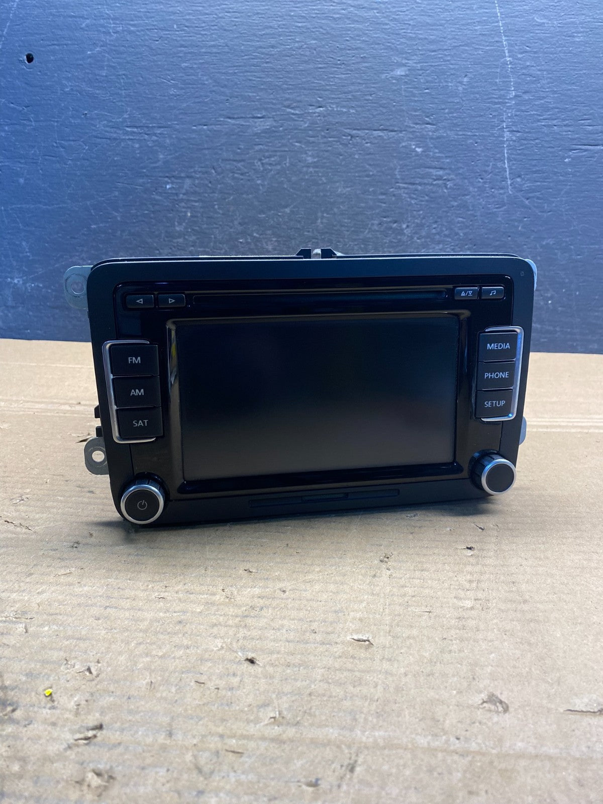 2012 to 2014 Volkswagen EOS Beetle Jetta Radio CD Player AM/FM Media AD6563 DG0