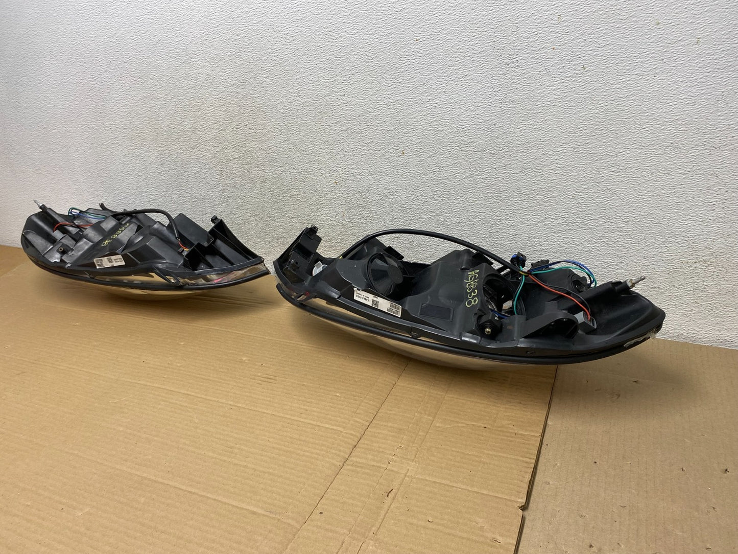 2006 - 2013 Chevrolet Impala Left+Right Set Headlights Halogen AG8838 DW7