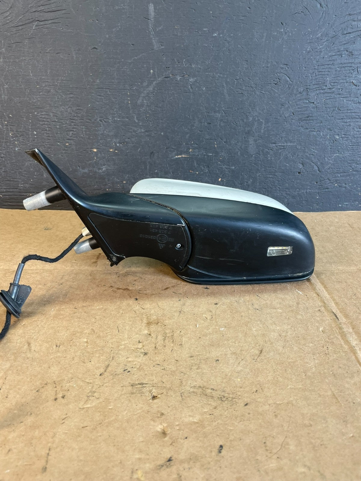 2011 to 2013 BMW F10 5 Series Left Side Door Mirror Side View AE1037 DW3