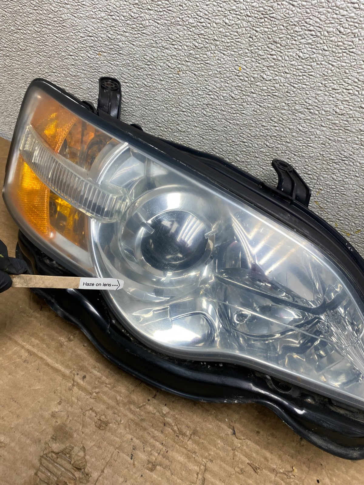 2006 to 2007 Subaru Legacy Right Passenger RH Side Black Headlight Z3046 DW4