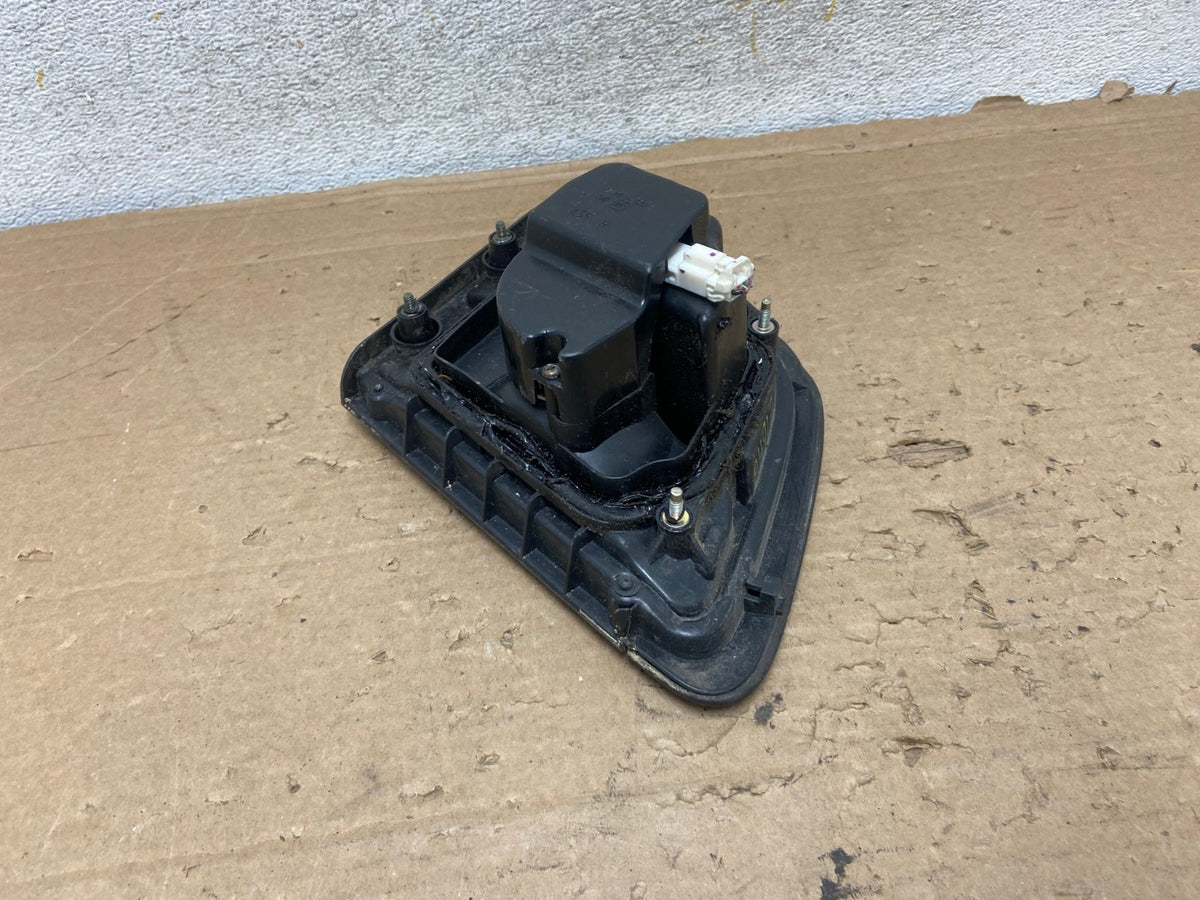 1997 1998 1999 Nissan Maxima Right Passenger RH Inner Tail Light AH9171 LK5