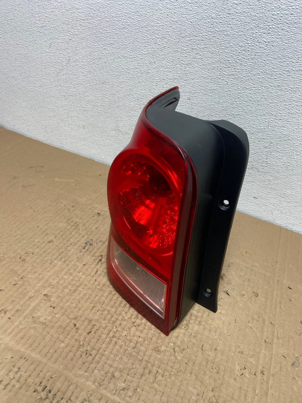 2008 2011 Mazda Tribute Left Driver Lh Side Tail Light AC3956 LK1