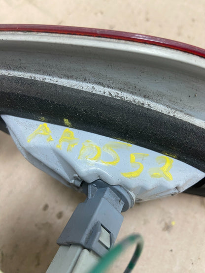 2003 to 2004 Toyota Avalon Left Driver LH Side Inner Tail Light AA0552 DW6