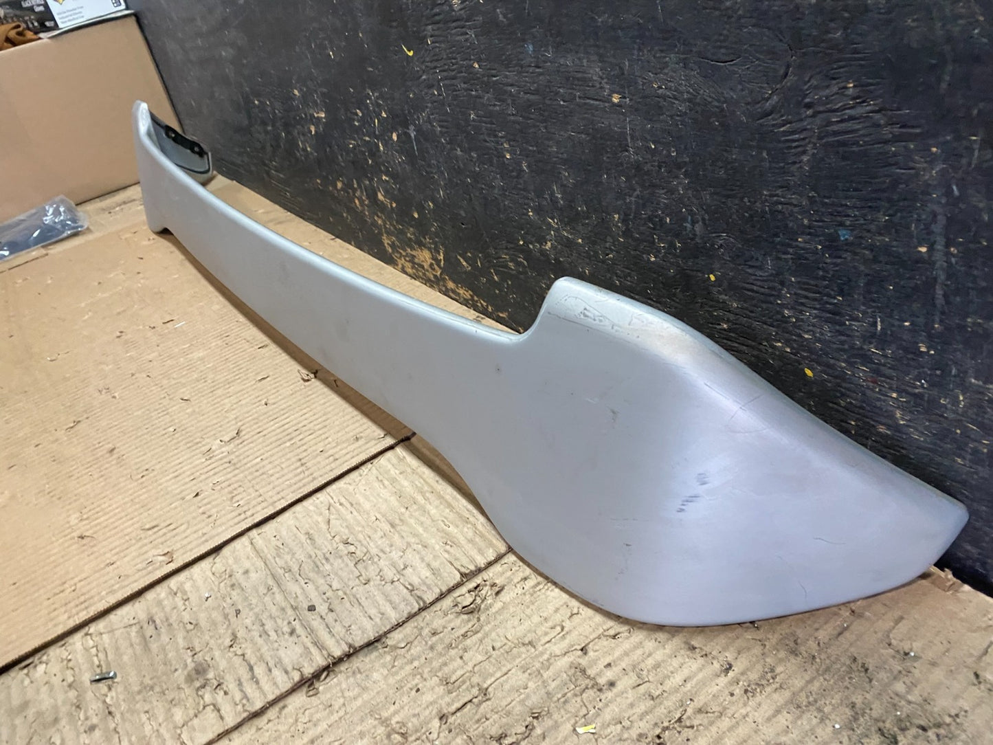 2001-2006 Mazda Tribute Rear Trunk Lid Tail Gate Lift Gate Spoiler OEM w5796 DG1