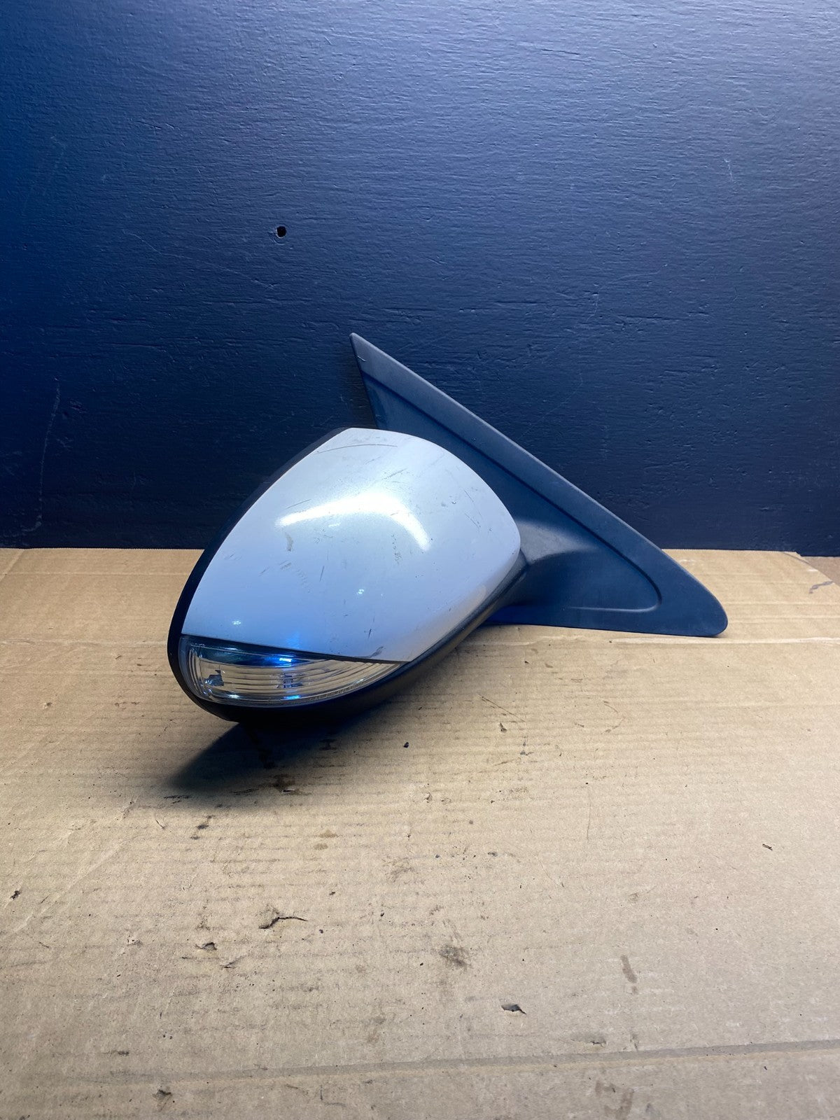 2010 - 2013 Mazda 3 Right Passenger Side View Turn Signal Mirror Power AB7061 DW1
