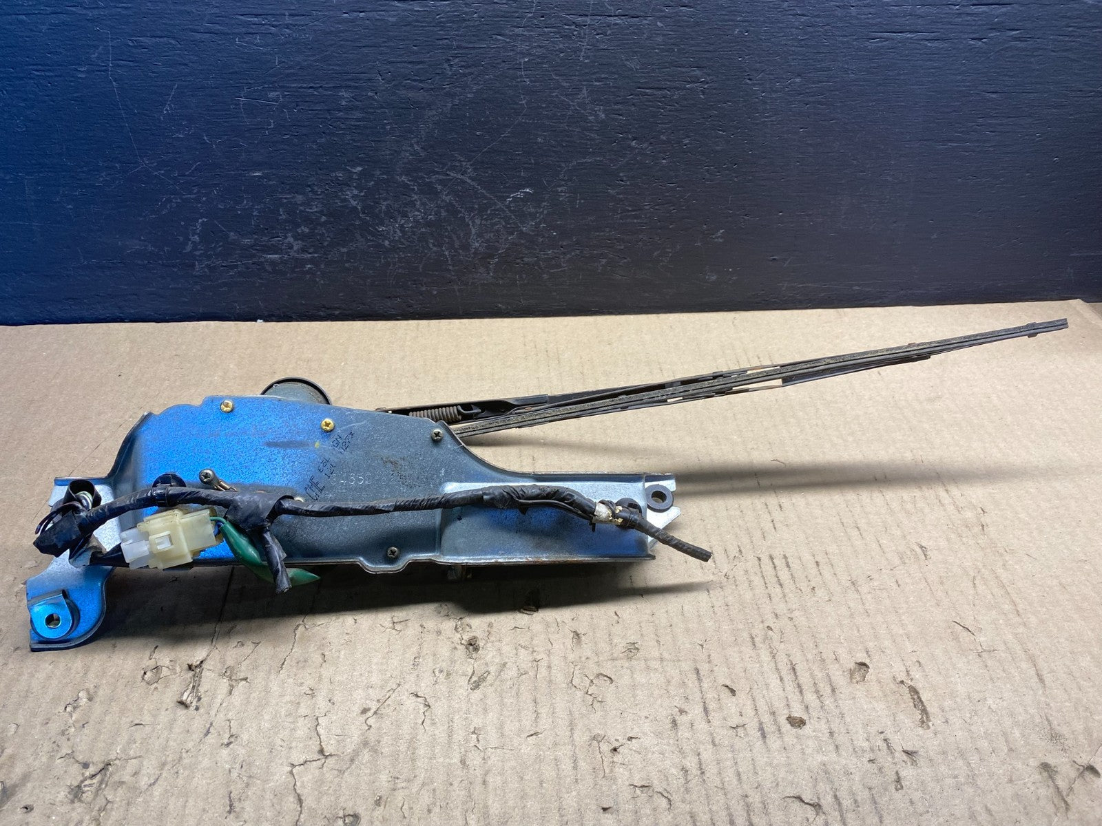 2000 to 2004 Subaru Legacy Wagon Rear Windshield Wiper Motor AC08365