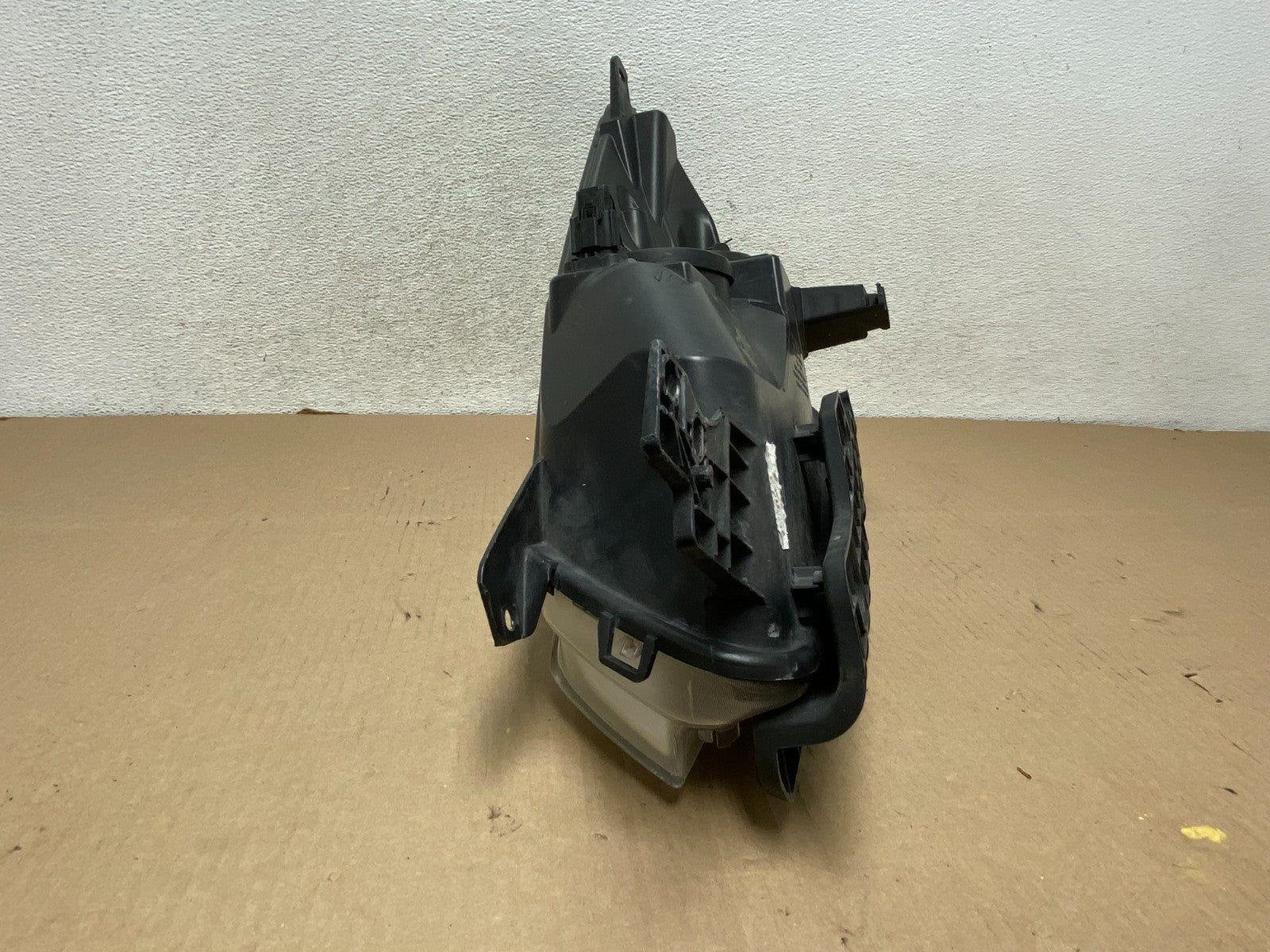 2013 - 2016 Ford Escape Headlight Right Passenger RH Side Halogen AG7912 DW10