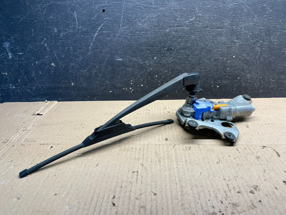 2010 to 2014 Subaru Legacy Outback Rear Windshield Wiper Motor V1883 DG1