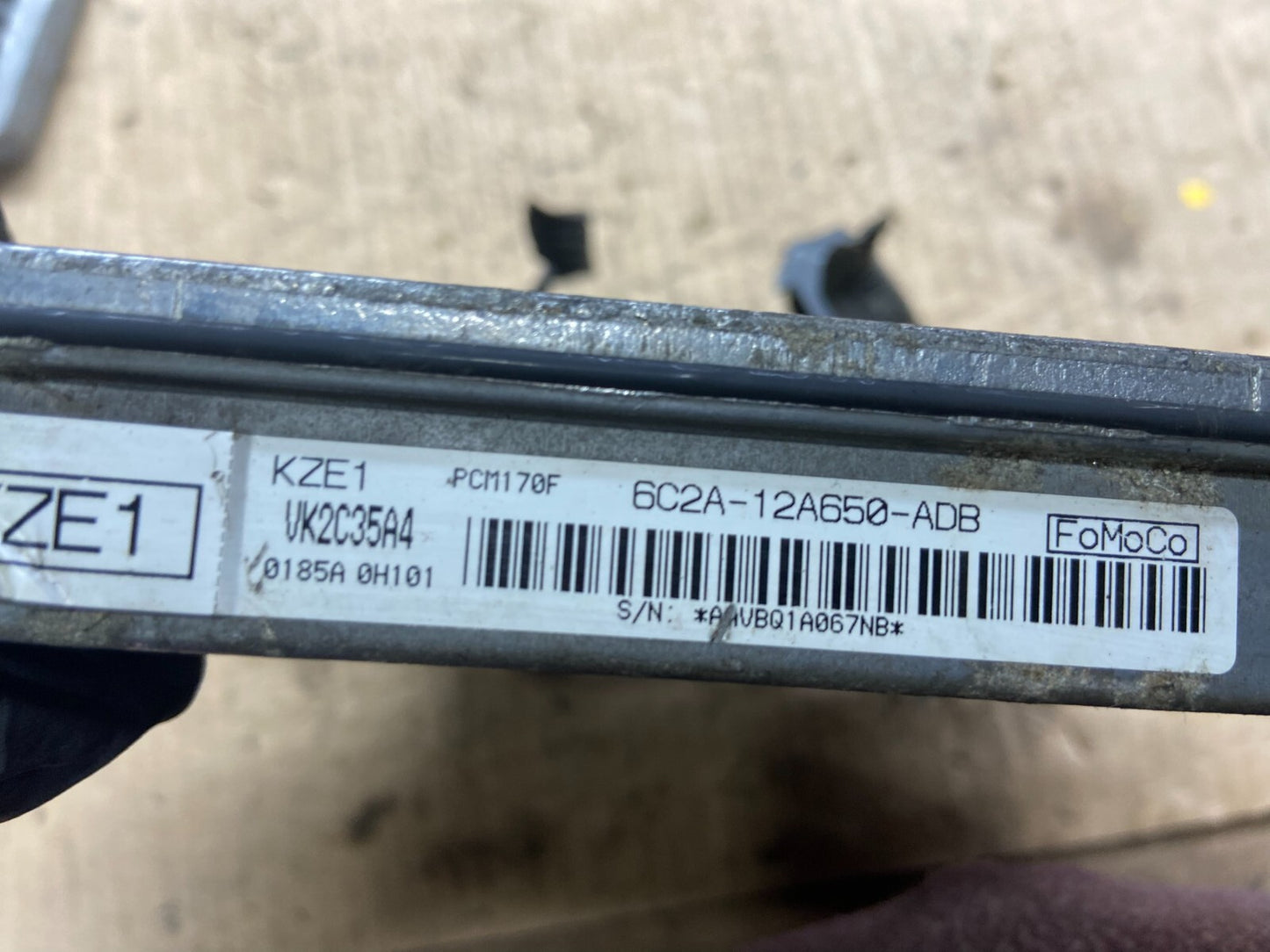 2006  Ford E-Series 5.4L Engine Control ECU Computer 6C2A-12A650-ADB O2394 PS2