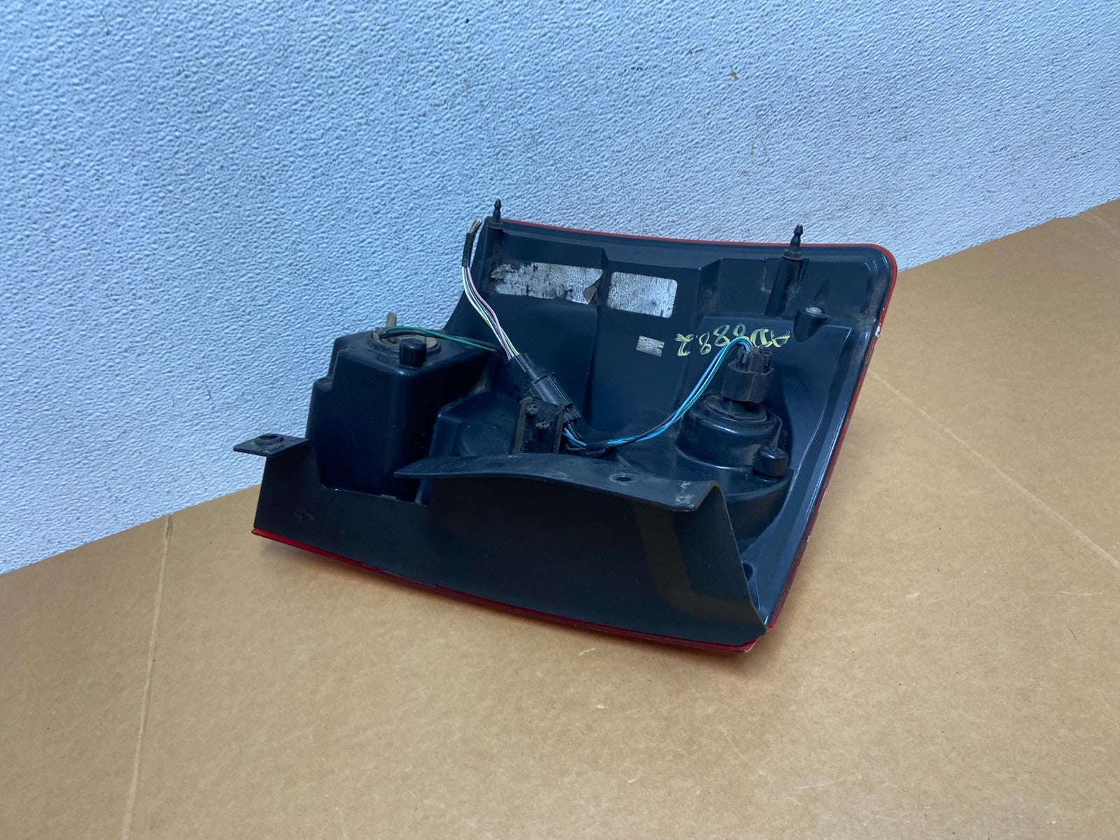 2011 - 2018 Dodge Grand Caravan Right Passenger RH Tail Light Led AD8882 DW6