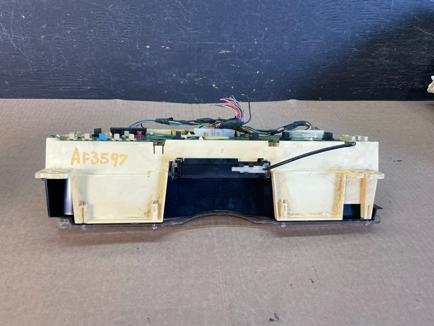 1997 to 1998 Ford F150 F-Series Expedition peedometer Cluster Gauge AF3597 DG9