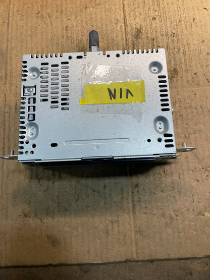 2013 to 2014 Ford Explorer Audio Equipment Radio Receiver AM FM CD y7399 DG4