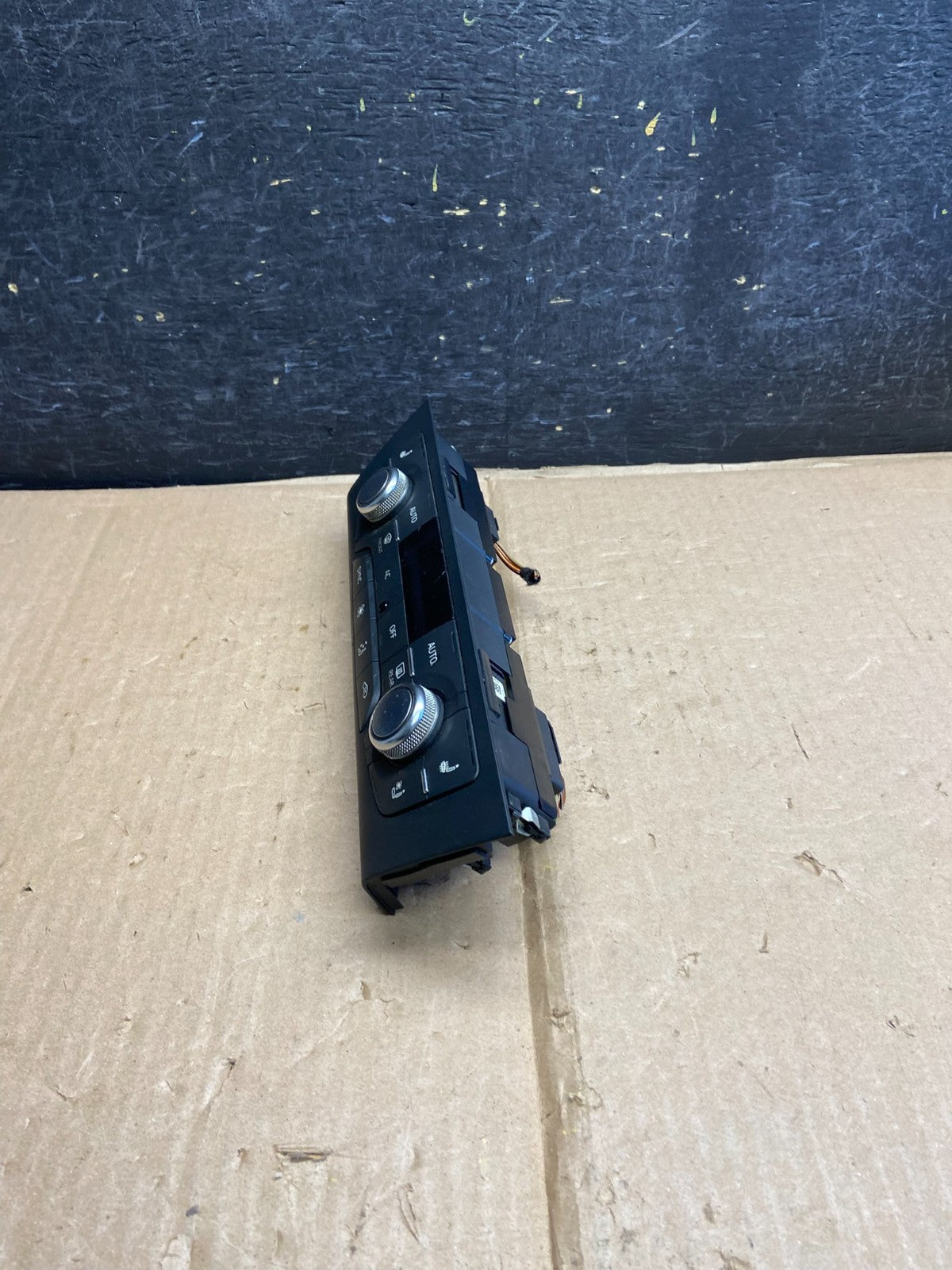 2012 - 2015 Audi A6 A7 Front Heater AC Climate Control Panel AH5639 DG2