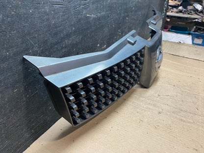 2004 to 2006 Nissan Quest Front Upper Grill Grille W4839 DG2
