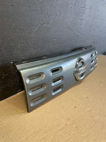 2009 to 2014 Nissan Cube Front Upper Grill Grille AE3690 DG2