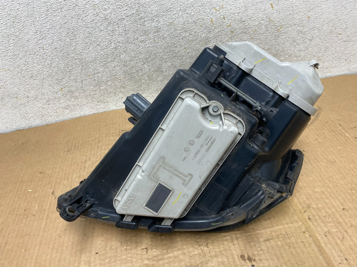 2005 to 2011 Cadillac STS Left Driver LH Side Xenon Headlight AI8106 DW4