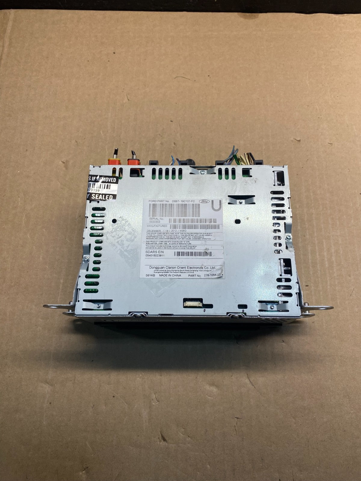 2013 to 2014 Ford Explorer Audio Equipment Radio Receiver AM FM CD AE7885 DG4
