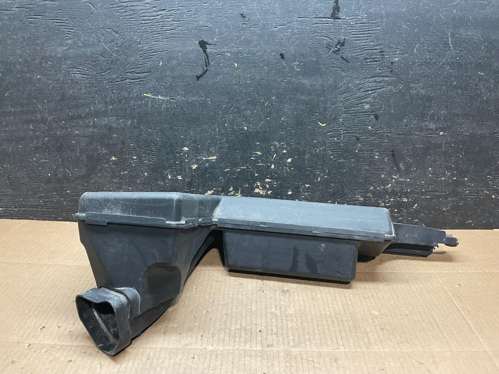 2013 to 2016 Nissan Pathfinder Upper Air Intake Duct Y1756 DG3