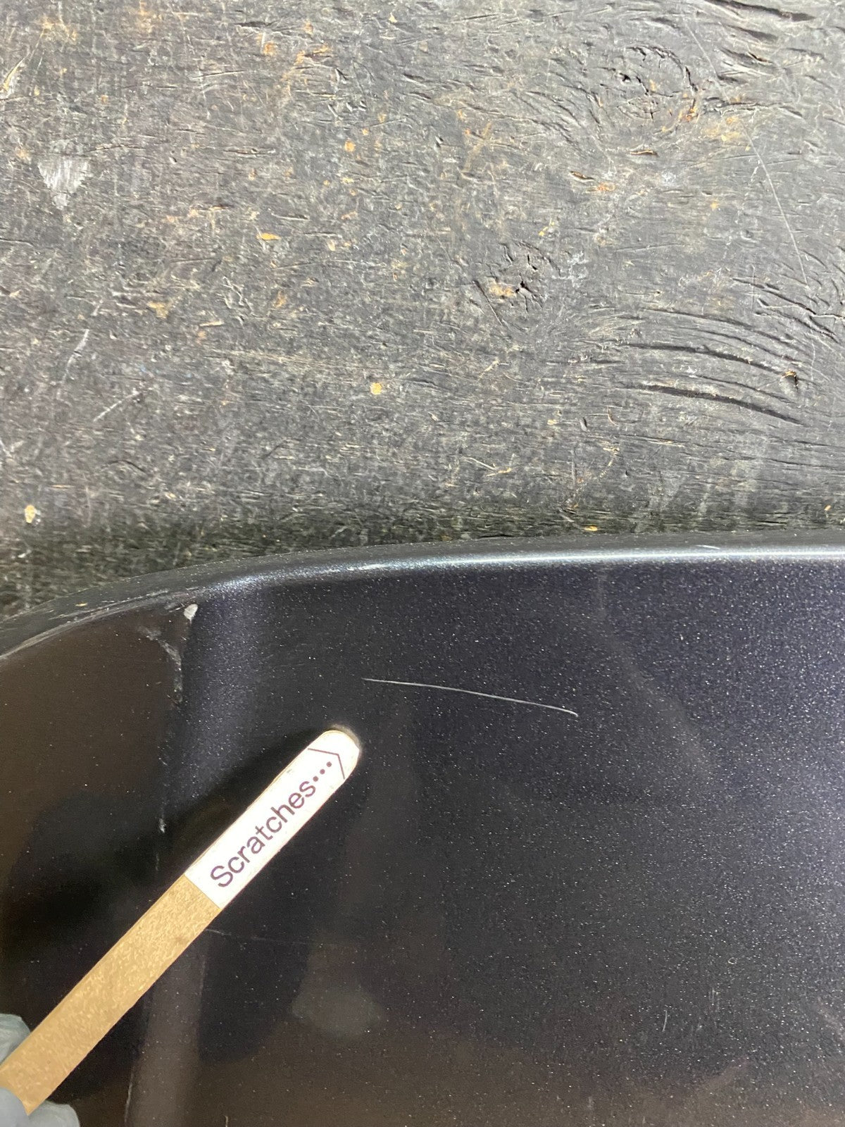 2014 - 2019 Jeep Grand Cherokee Liftgate Back Door Spoiler & Light OEM y9300 DG3