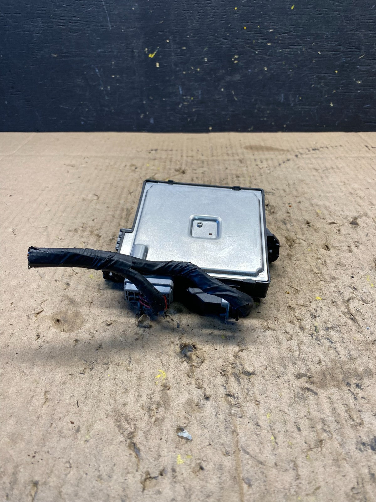 2006-2014 Kia Sedona Entourage Power Sliding Door Control Module P7959DG4