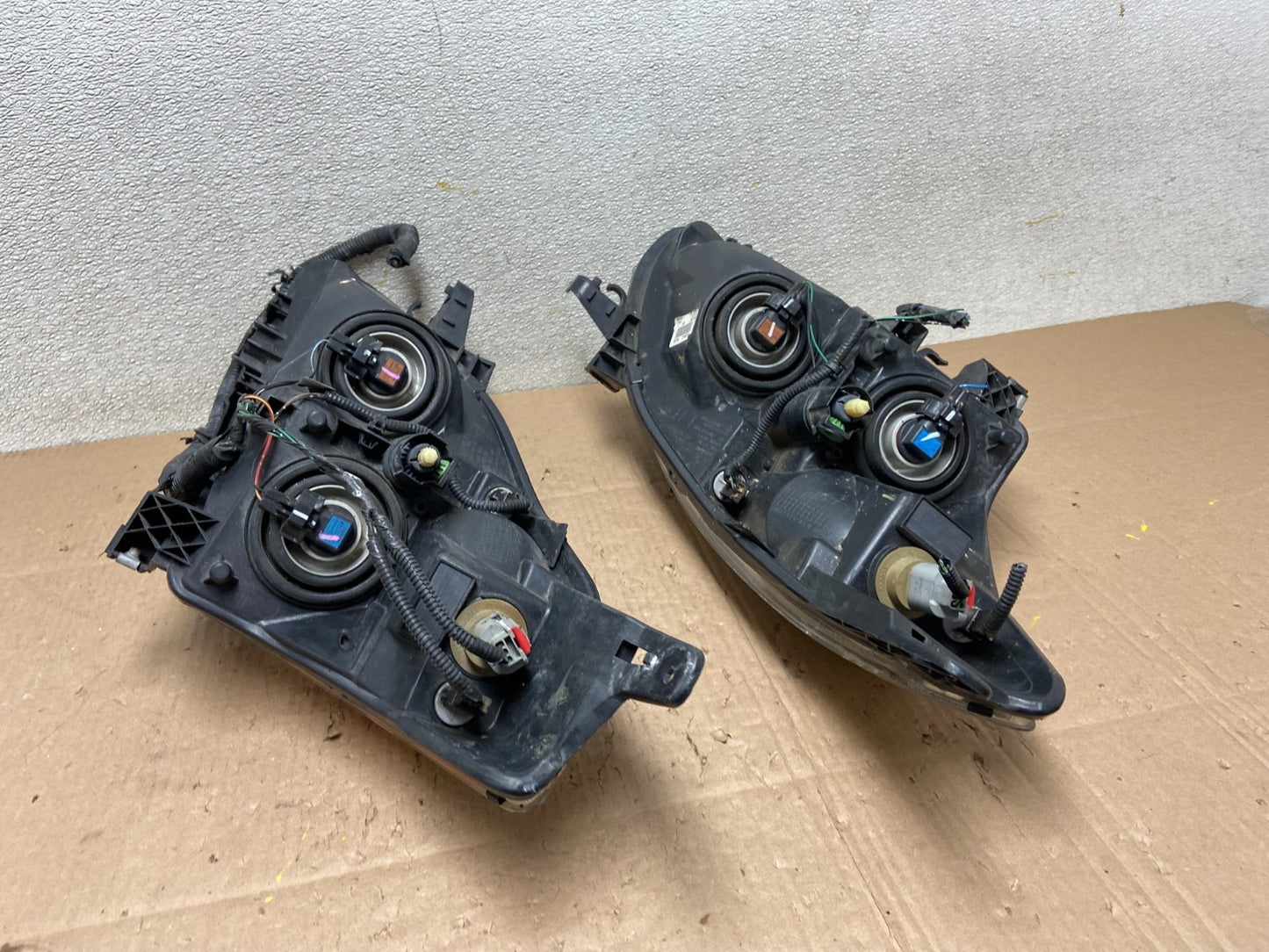 Sedan 2010 2011 2012 Nissan Altima Headlights Halogen Left+Right Side Y2851 DW10