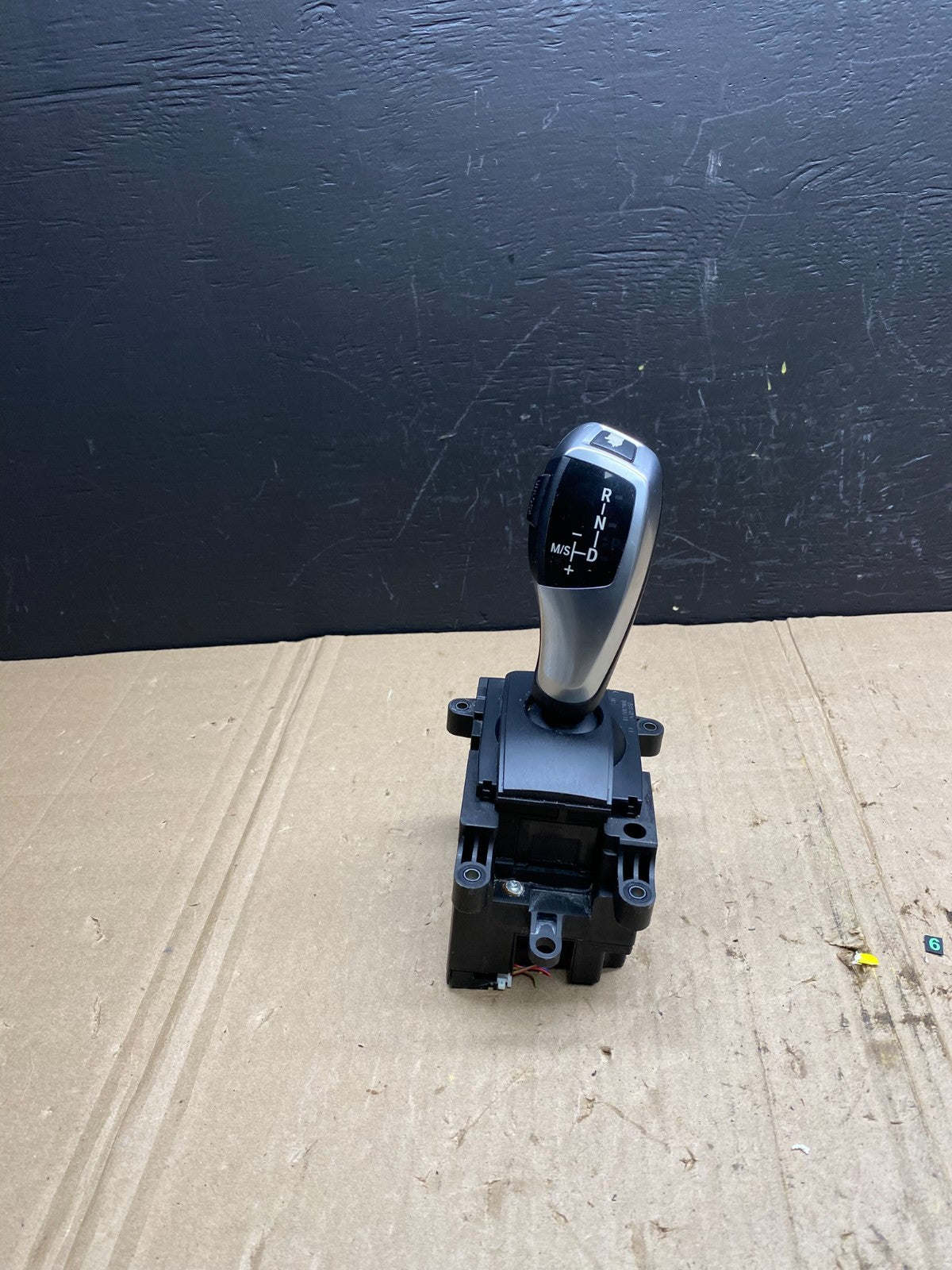 2011-2012 BMW 740i F07 Auto Gear Selector Transmission Shifter ab9013 DG0
