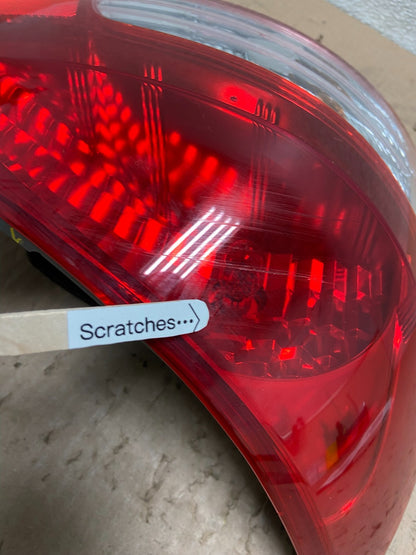 2007 to 2012 Toyota Yaris Hatchback Left Driver LH Side Tail Light Y0565 GD3