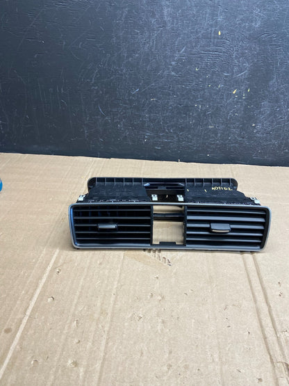 2012 - 2015 Volkswagen Passat Dash Dashboard Middle Center Air Vent OE ad7102 DG0