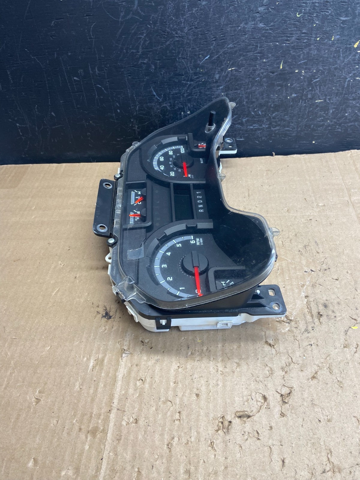 2011 Ford E150 VAN Gauge Speedometer Cluster bc2t-10849-ad ae2008 DG1