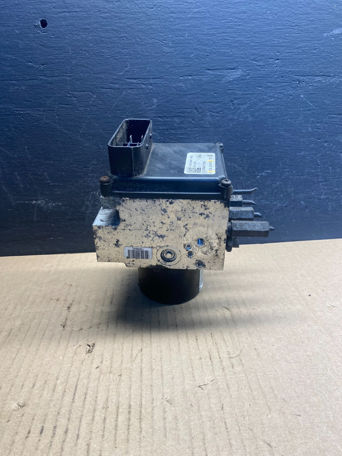 2006 2007 Ford E250 E350 Econoline Anti-Lock ABS Antilock Brake Pump ac8995 DG4