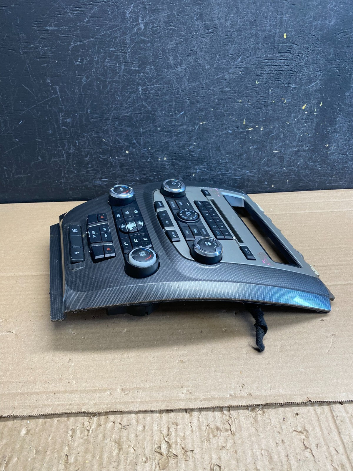 2010 to 2012 Ford Fusion Radio Climate Control A/C Control AG0075 DG3