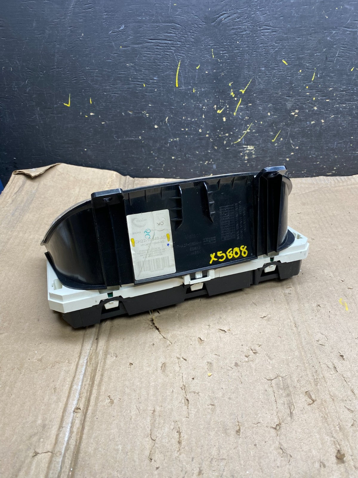 2010 2011 2012 Land Rover Range Rover Speedometer Cluster Gauge Oem X5808 DG4