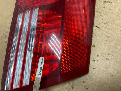2004 - 2005 Toyota Sienna Left Driver LH Side Inner Tail Light AD3736 LK3