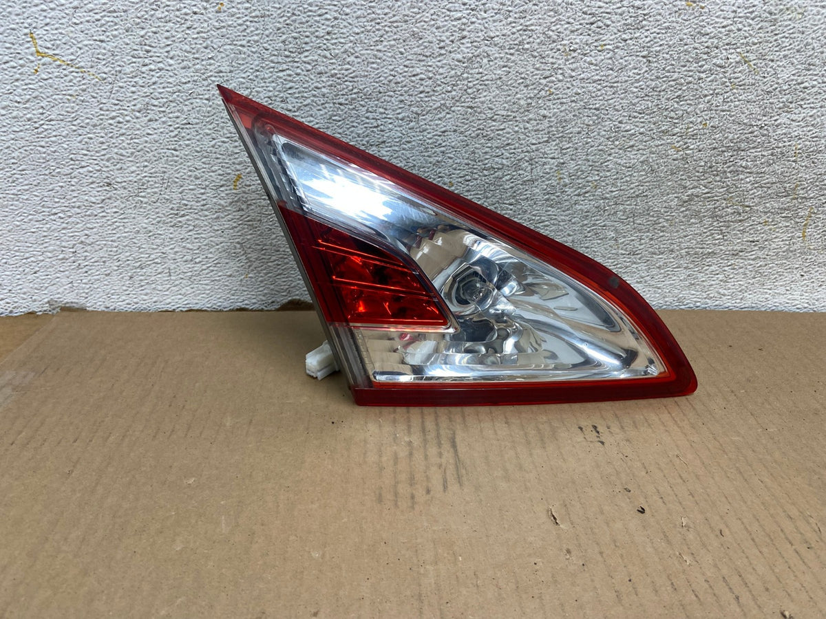 2011-2014 Nissan Murano Left Driver Lh Side Inner Tail Light AH3024 LK0