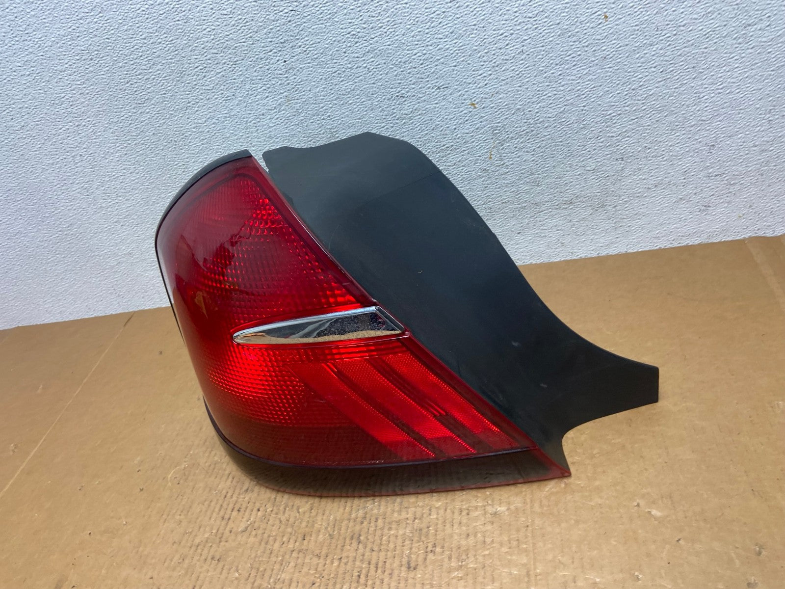 1998 - 2002 Mercury Grand Marquis Left Driver Lh Side Tail Light AE0476 LK1