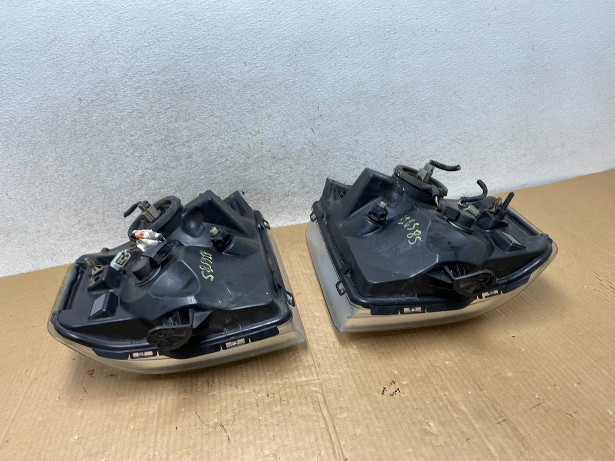 2008-2014 Ford Econoline E150 E250 E350 Left+Right Headlights AI6585 DW11
